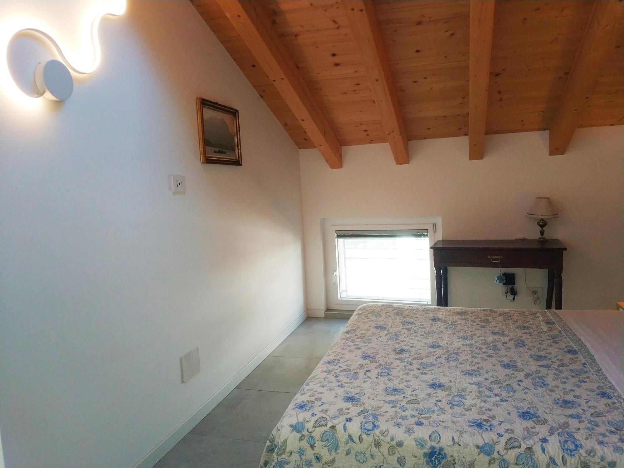 sweet homes Lecco Kamer foto